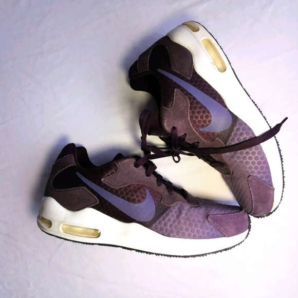 Nike Air Max - Picture 2 of 3